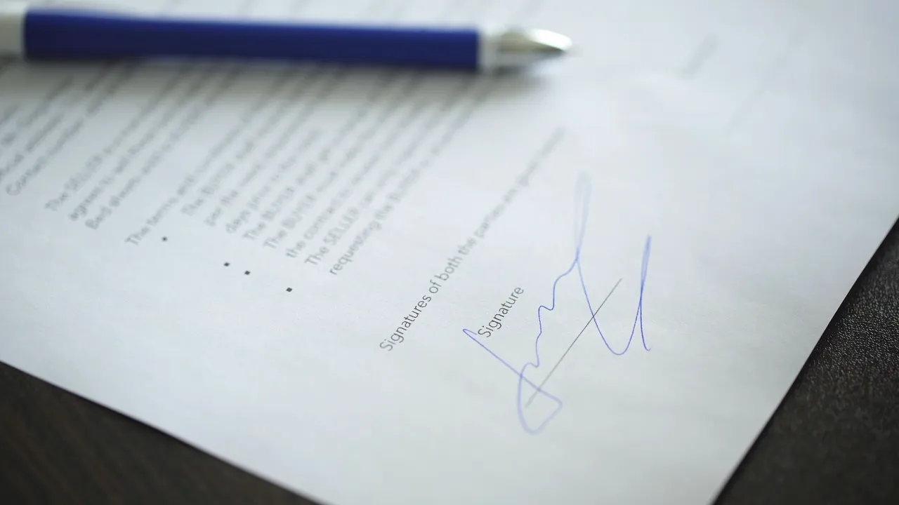 Signing mortgage documents